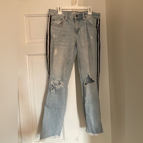 Hidden Distressed Side Stripes
Boyfriend Blue Jeans - Picture 2 of 3